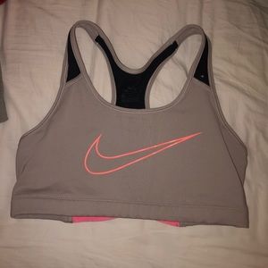 Nike sports bra never worn